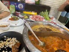 -尚品海鲜肥牛自助火锅(湖明店)