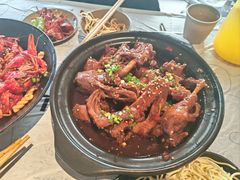-巴厘龙虾·榜首油焖大虾(音乐学院·沿江酒馆店)