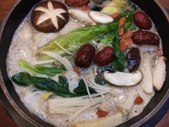 足料清汤锅-呷哺呷哺(悦方店)