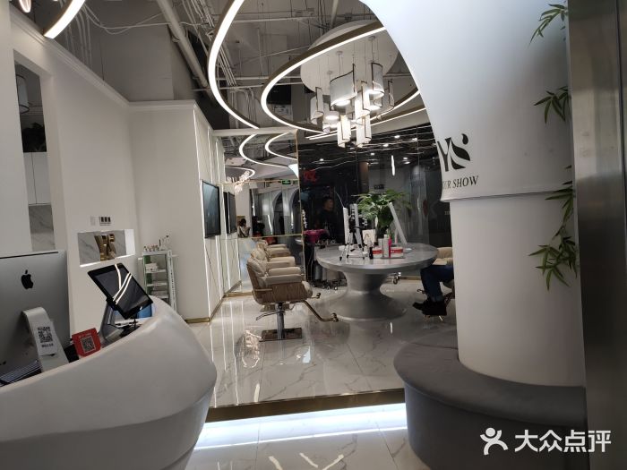 MYYF SALON烫发染发图片