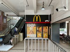 -麦当劳(江湾镇店)