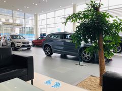 -上海宝宁宝马4S店