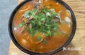 Clam and Beef Double Combo Noodles
