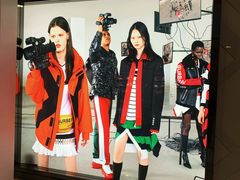 -BURBERRY(上海港汇恒隆广场店)