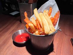 双色薯条-West10 西拾·西餐厅·创意菜(未来科技城店)