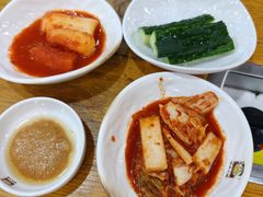 -喇喇排骨火锅·传统韩式脊骨汤(望京西园总店)