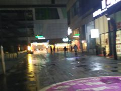 -保利MALL(天鹅湖店)