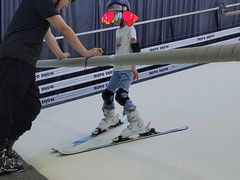 -Hopo Snow 城市滑雪空间(来福士广场购物中心店)
