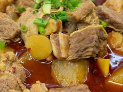 -土砂锅生态山庄·非遗砂锅雅鱼