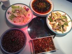 -巴特餐饮6加1音乐餐吧·新疆菜