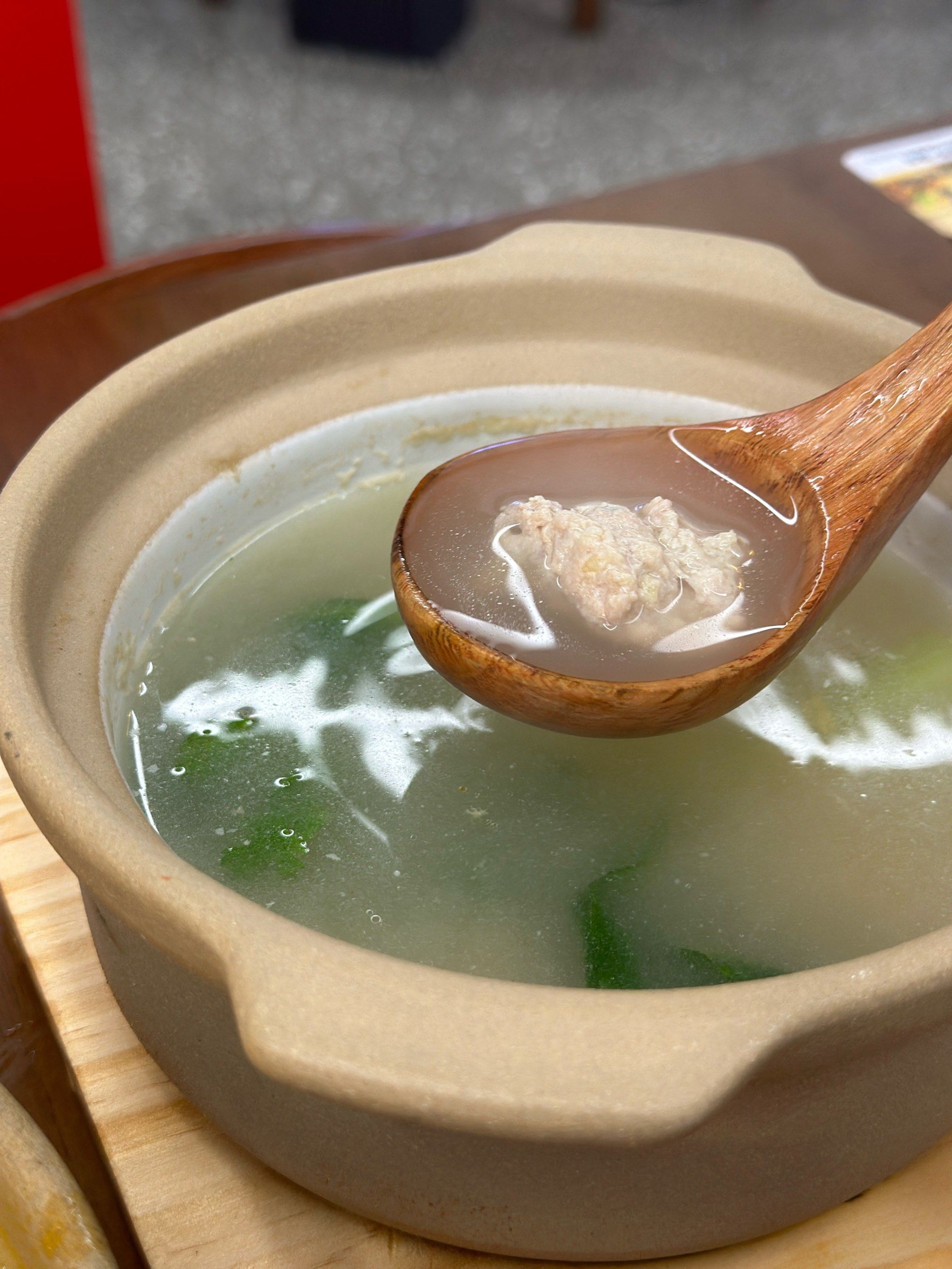 三全、惠发上新；双汇拟以轻资产模式扩张；胖东来无上市计划；绝味卖砂锅菜 一周热点