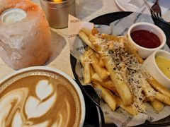 -玲婧胡同·生日蛋糕·餐厅(嘉里城店)