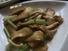 -健眺小海鲜(临海后山店)