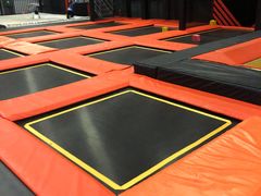 -嗨翻Hi-Fun竞技主题乐园·蹦床团建生日轰趴(荆川 国光1937店)