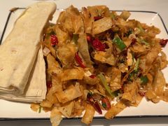 -百味地锅鸡(铜山路店)