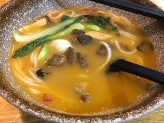 红烧排骨米线-蒙自源小锅米线(金佰利店)