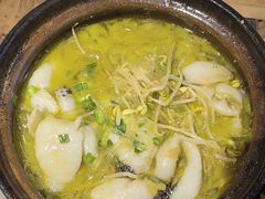 -有红鸡毛店·砂锅菜(抚琴夜市店)
