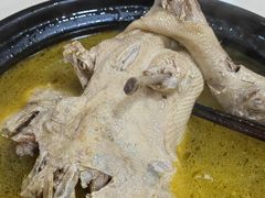 -烧哥美蛙肥肠鱼火锅·十五年社区店