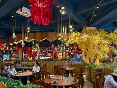 -老滇山寨•云南特色菜•地方菜•民族风情歌舞表演(金碧店)