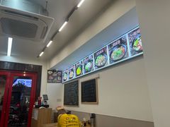 -丽影重庆小面(定西路店)