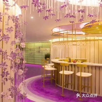女人如花，美丽就带上心爱的人一起520吧！