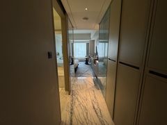 -上海漕河泾万丽酒店