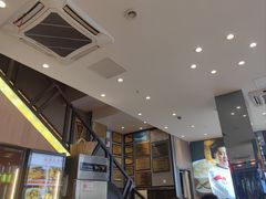 -川流不息·地道川菜·小龙虾(新松江路店)