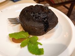 熔岩巧克力蛋糕-老井俄式餐厅