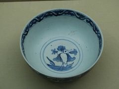 清康熙·青花莲池鸳鸯戏水图碗-嘉定博物馆