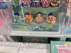 -泡泡玛特POPMART(侨福芳草地店)