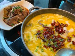 可喝汤的酸菜鱼-川里谈·川味小馆(北京路店)