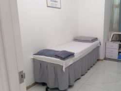 -瓷肌博士·祛痘科技美肤