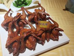 驰名石岐乳鸽-石岐佬中山菜馆(张溪店)