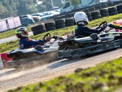 -极速星辰卡丁车赛车场(西山店)