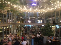 -ROAST coffee & eatery