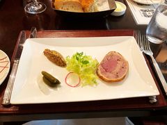-db Bistro & Oyster Bar by Daniel Boulud(滨海湾金沙店)