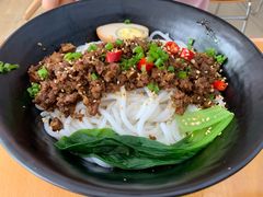 牛肉酱拌粉-三千粉牛肉米粉(来客茂店)
