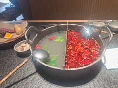 -三出山火锅(南京万象天地店)