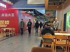 -霸蛮湖南菜·牛肉粉(荣京西街店)