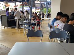 -彗星餐厅(香港迪士尼乐园)
