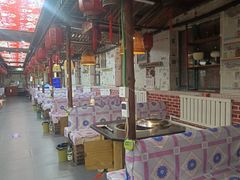 -高家小院铁锅炖大鹅(哈西高铁站店)