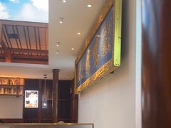 -阿瓦山寨·湘菜现炒·剁椒鱼头王(咸阳总店)