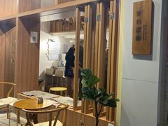-Oasis coffee燕谷咖啡(公信店)