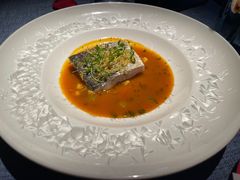 东海黄鱼-弦月窗LUNETTE BY AMANDA(复兴路店)