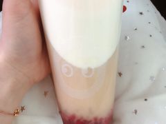 奶霜草莓果茶-CoCo都可(南京珠江路店)