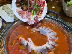-亮欢寨酸汤鱼(沙冲路店)
