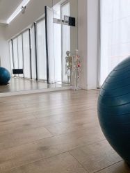 -无界瑜伽普拉提