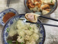 -无名氏宵夜小摊(祝家三姐妹馄饨店)
