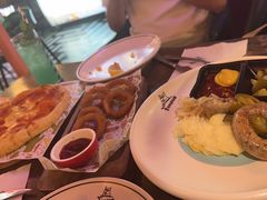 -Famous肥猫墨西哥音乐餐吧(五棵松华熙LIVE店)