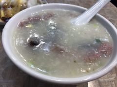 皮蛋瘦肉粥-荔银肠粉(广州天河华利路店)